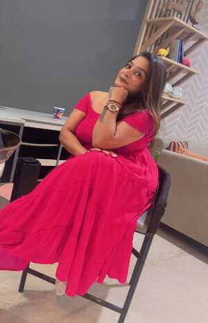 female escorts in Mumbai